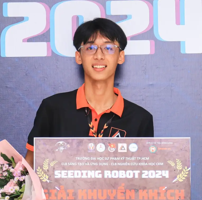 Thầy Nguyễn Trần Minh